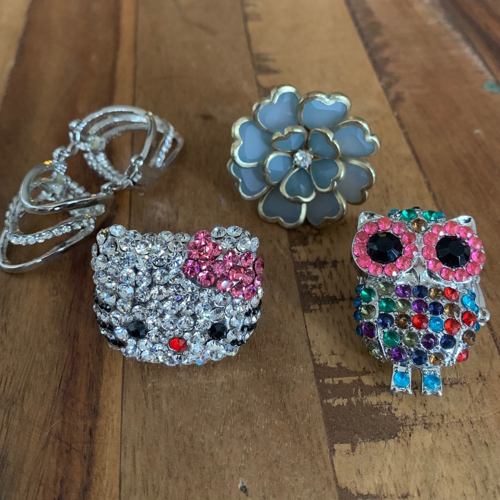 4 Blingy Rings